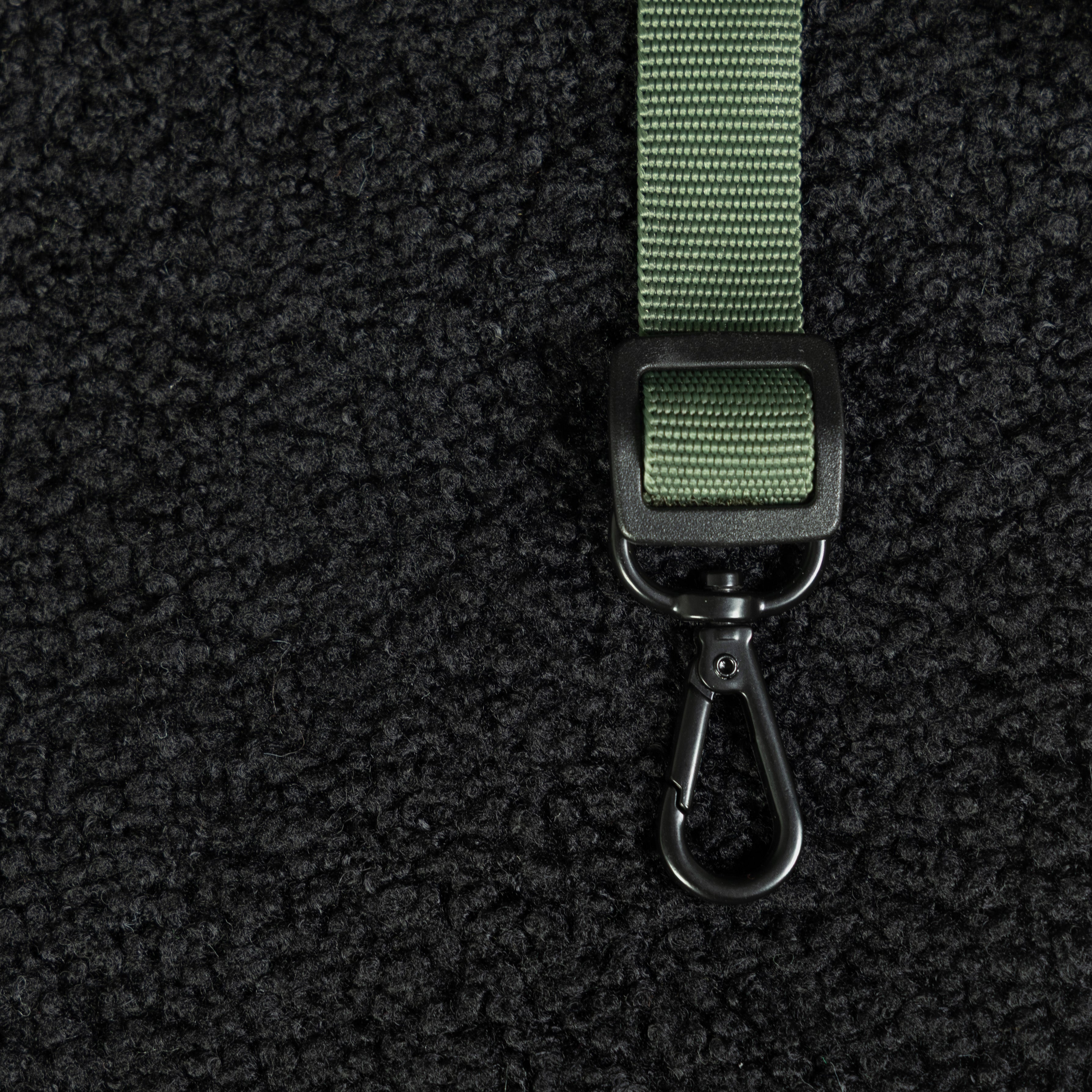 The Cloud7 AKTIV dog flight carrier bag in Olive, displaying its sturdy, airline-approved silhouette for premium pet travel.