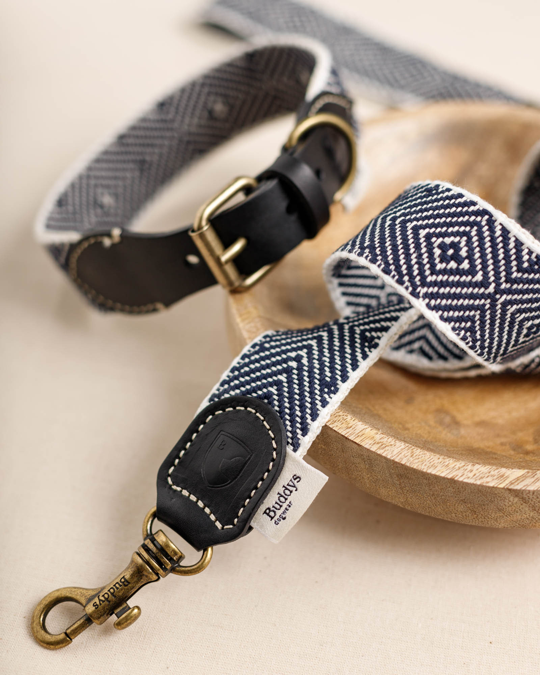 Dog Lead: Capri Party Night