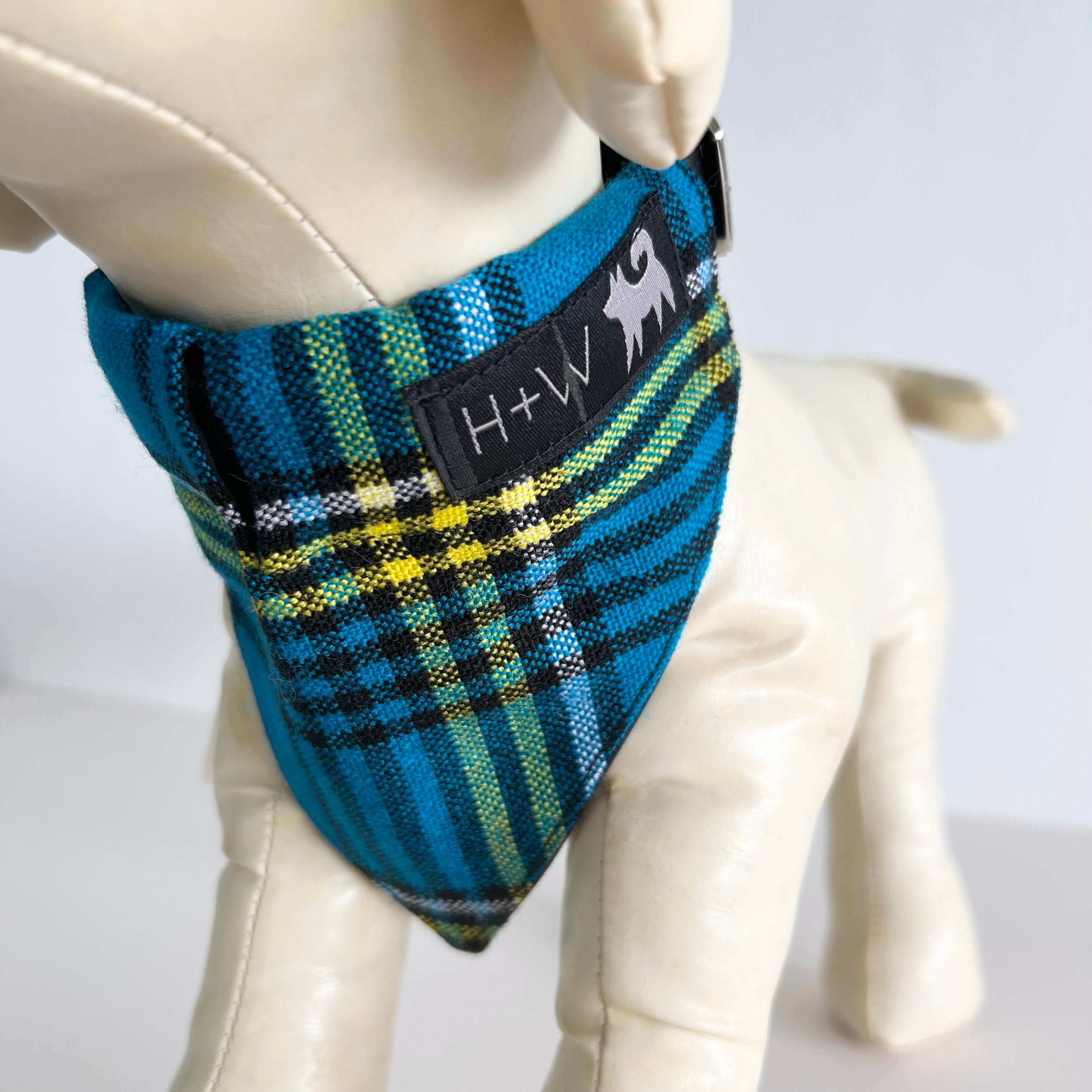 Hiro+Wolf Dog Bandana: Shuka Blue