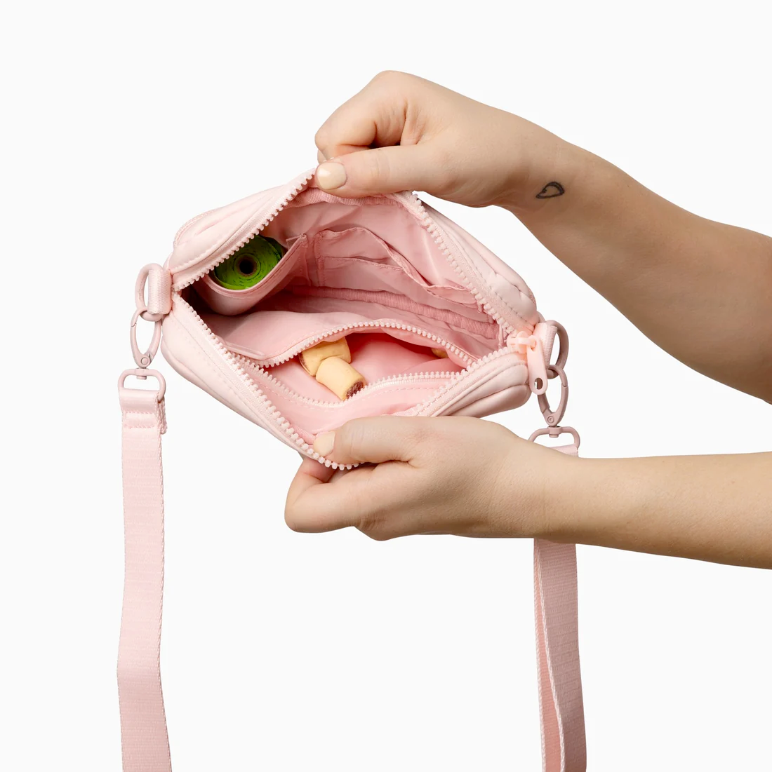 Lucy&Co Crossbody Treat Bag: Rosewater