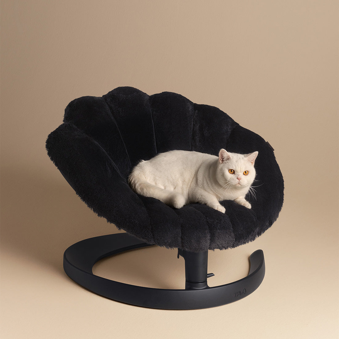 Tavo Pets Swaying Lounger and Pet Bed, Shell in Onyx