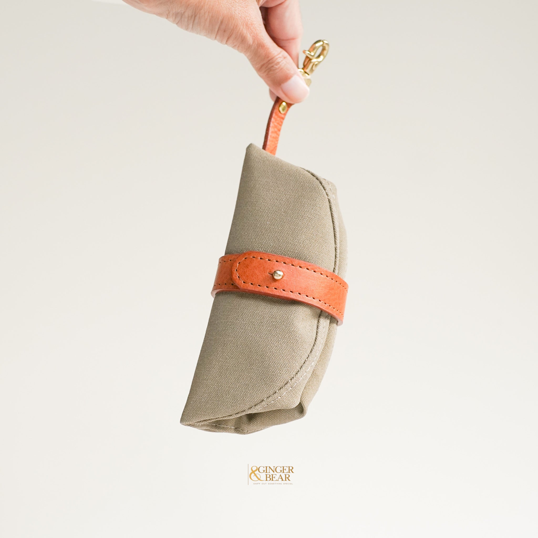 Melo Foldable Travel Dog Bowl (new design Melo)