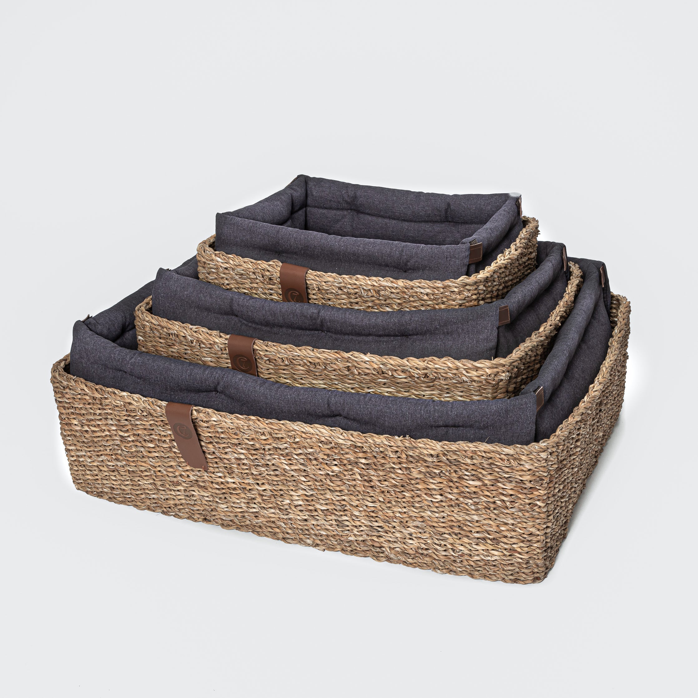 Hideaway Basket Dog Bed, Plum