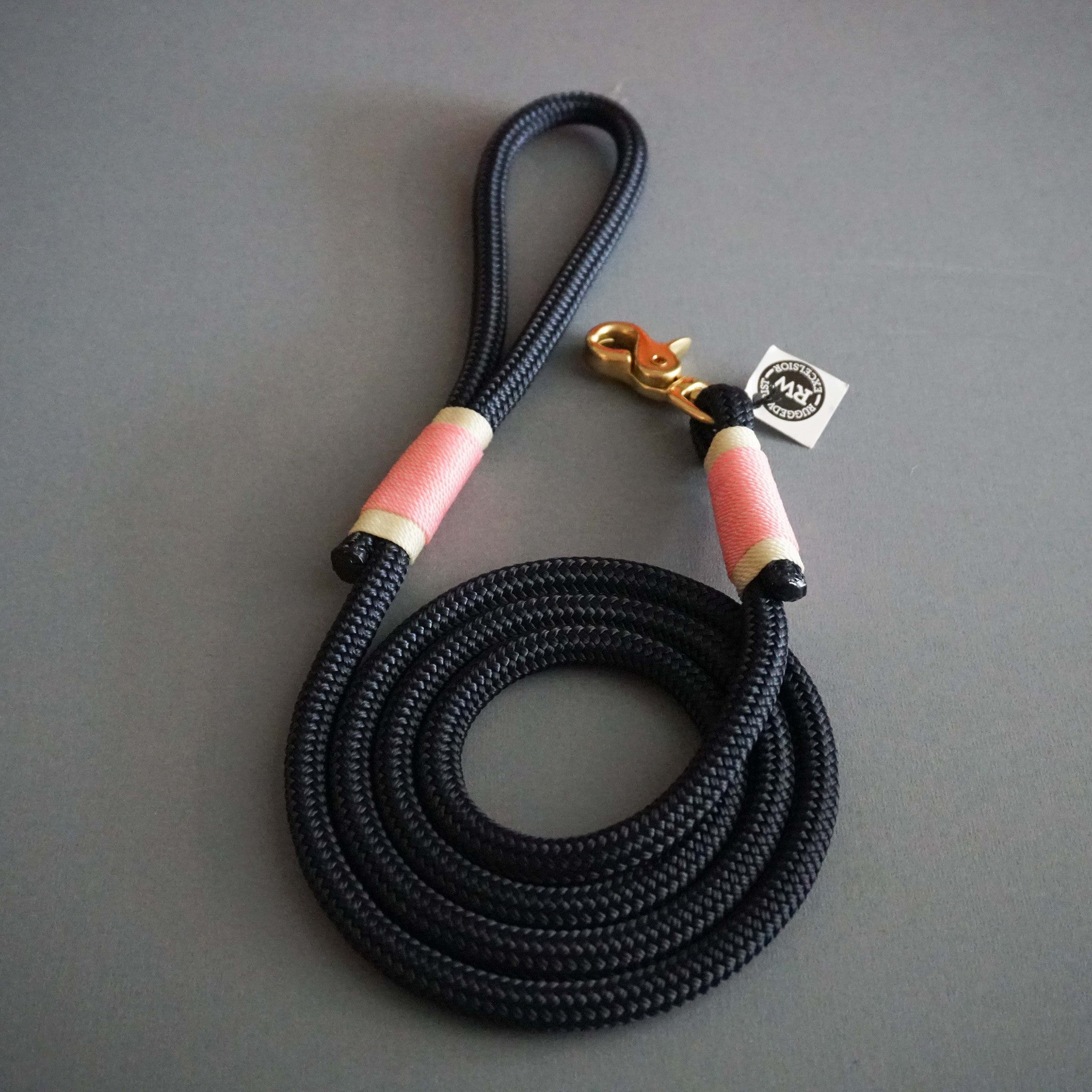 Rugged Hudson Leash: Seersucker with Pastels
