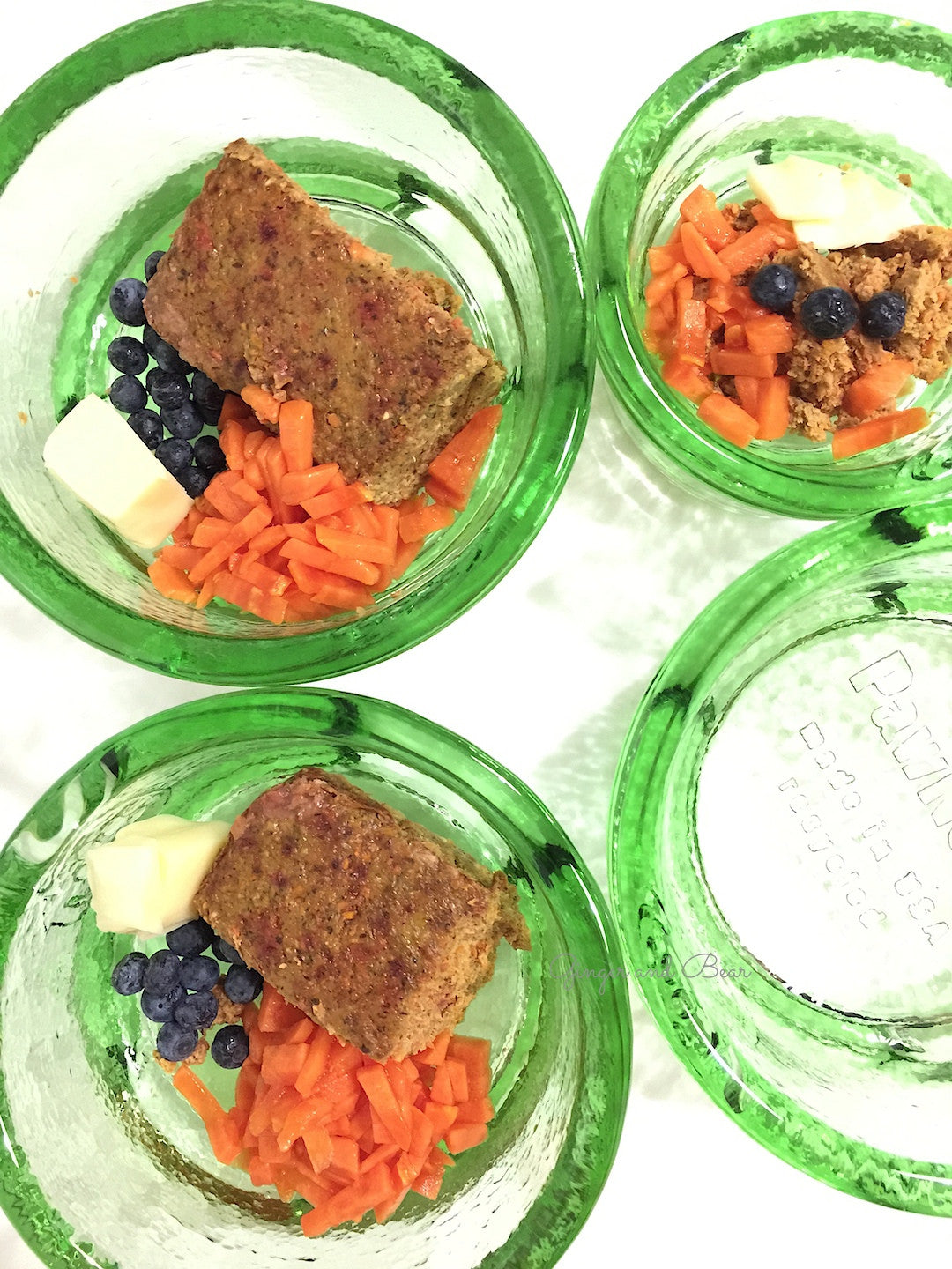 Food and Water bowl: the Cubby in Celery