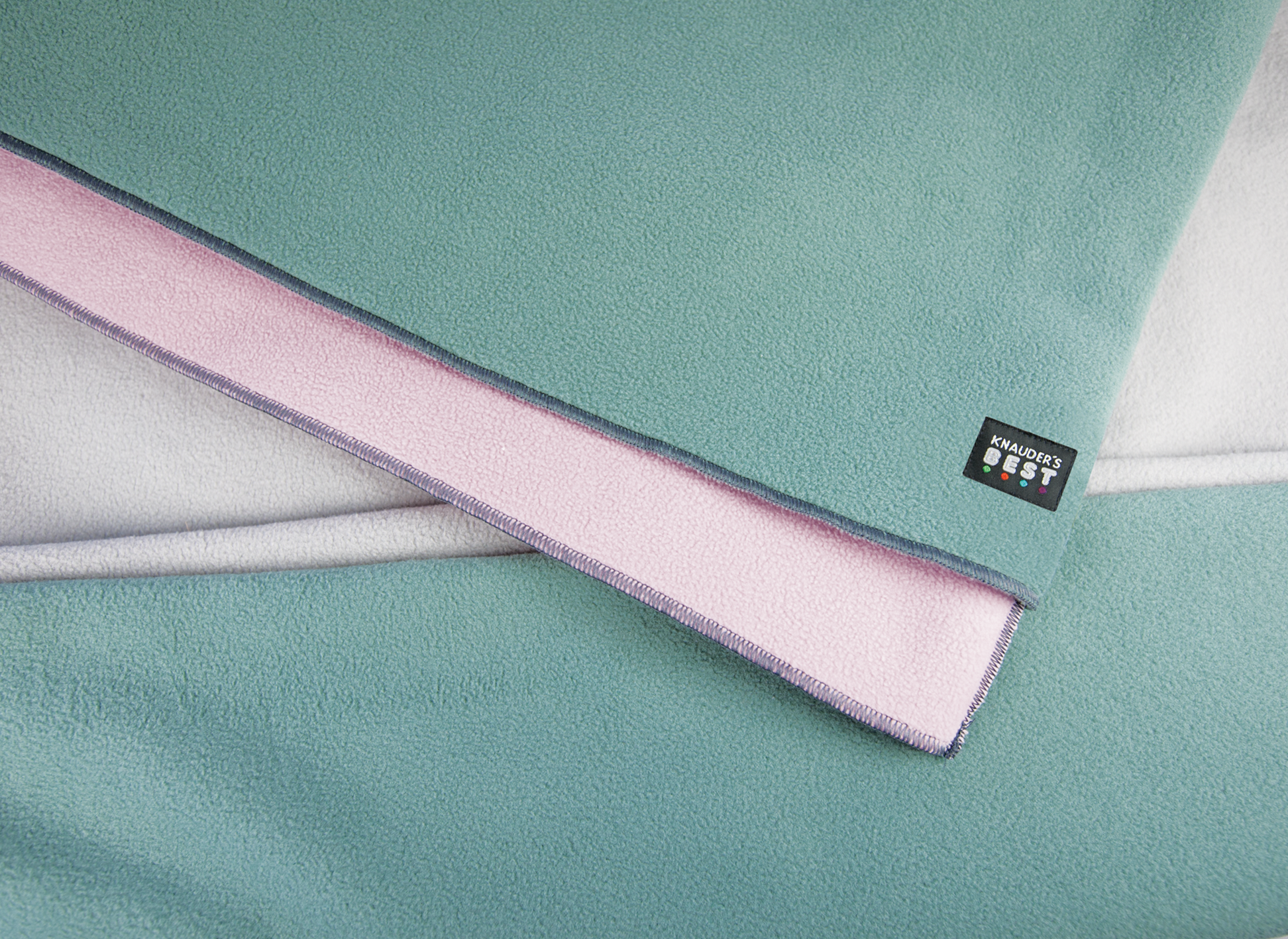 Easy Travel Pad for Dogs and Cats