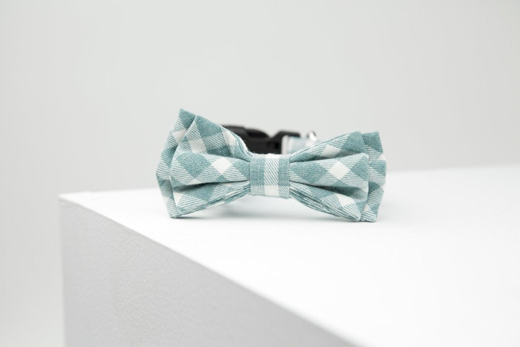 MaxBone Chloe B Dog Bow Tie
