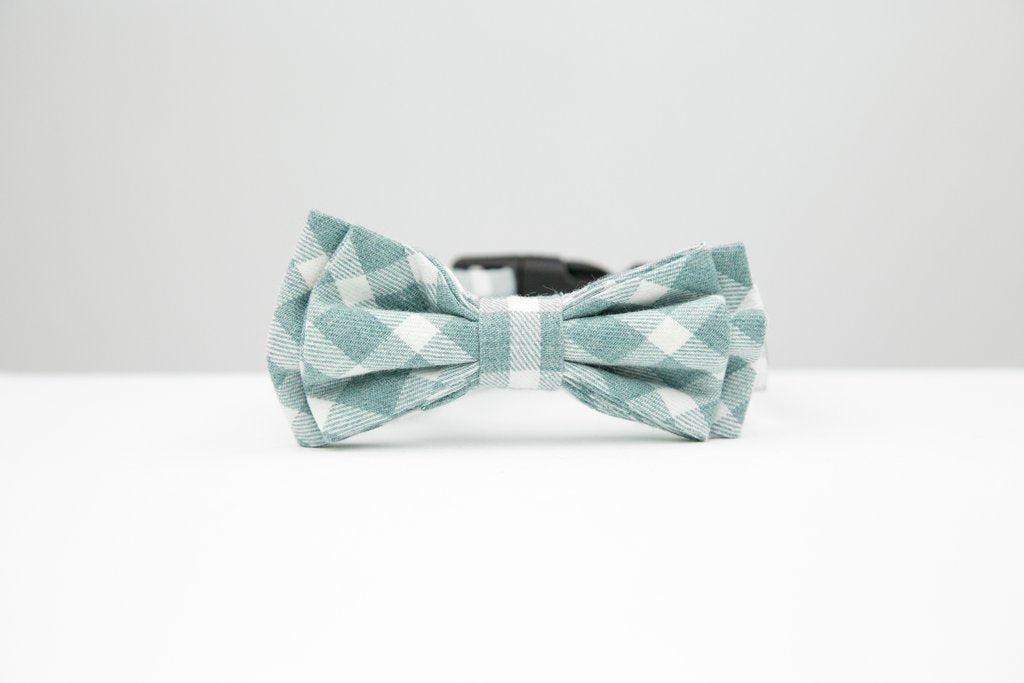 MaxBone Chloe B Dog Bow Tie