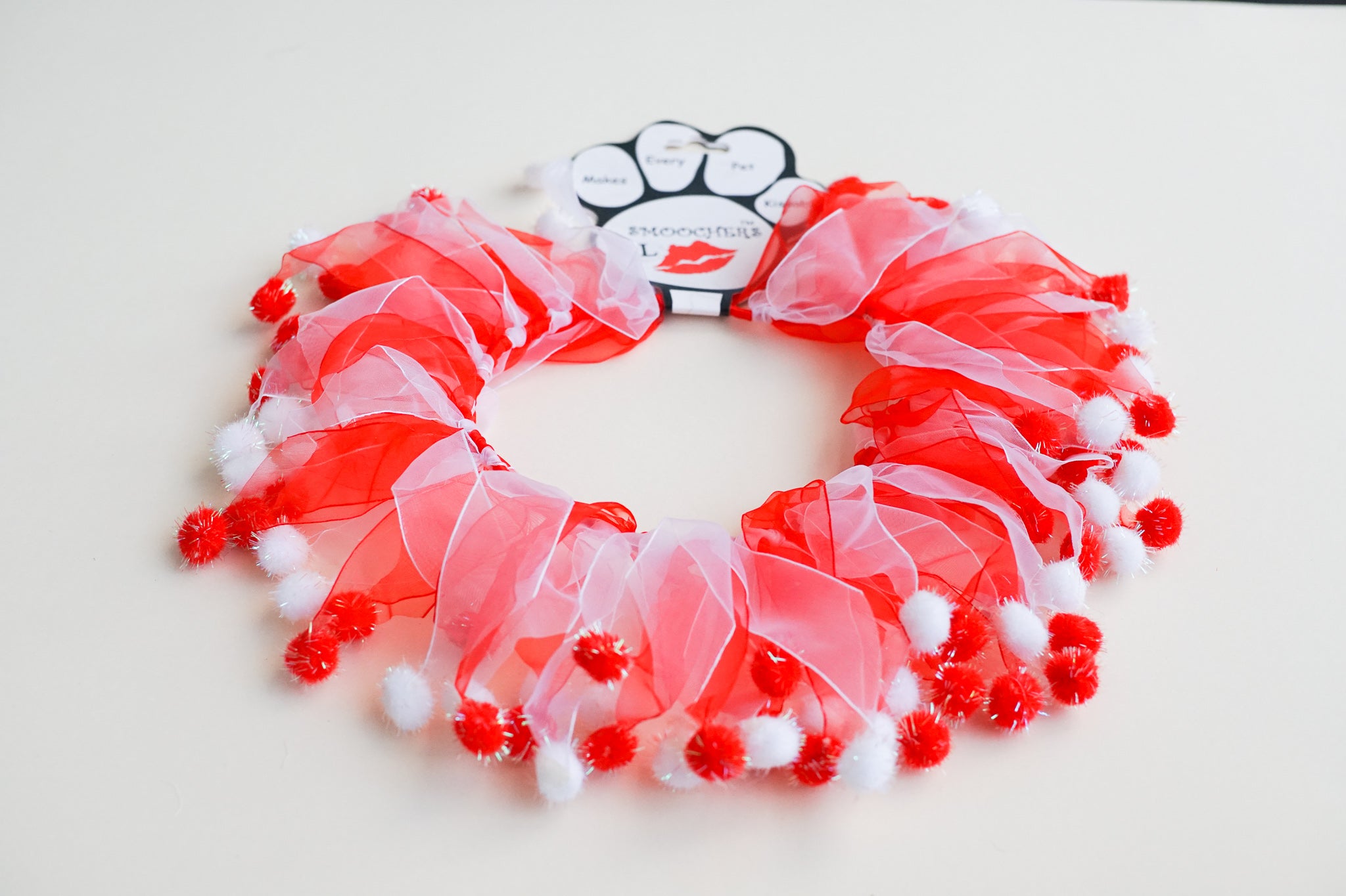 Fun Dog Neckwear, Candy Cane Fuzzy Wuzzy Smoocher