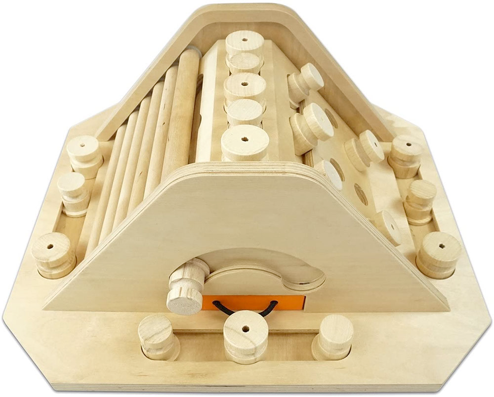 Interactive Puzzle Game for Dogs and Cats, Pyramid