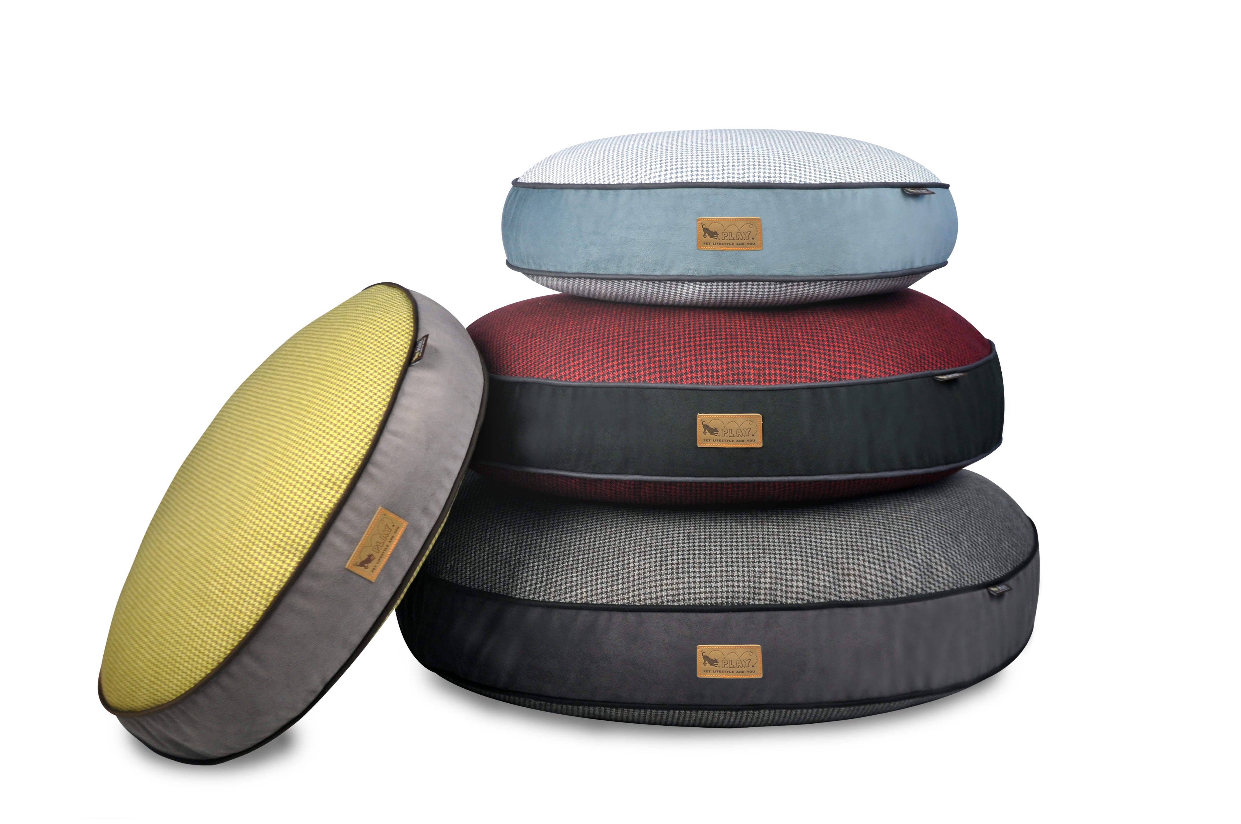 Round Dog Bed, Houndstooth Cayenne Red