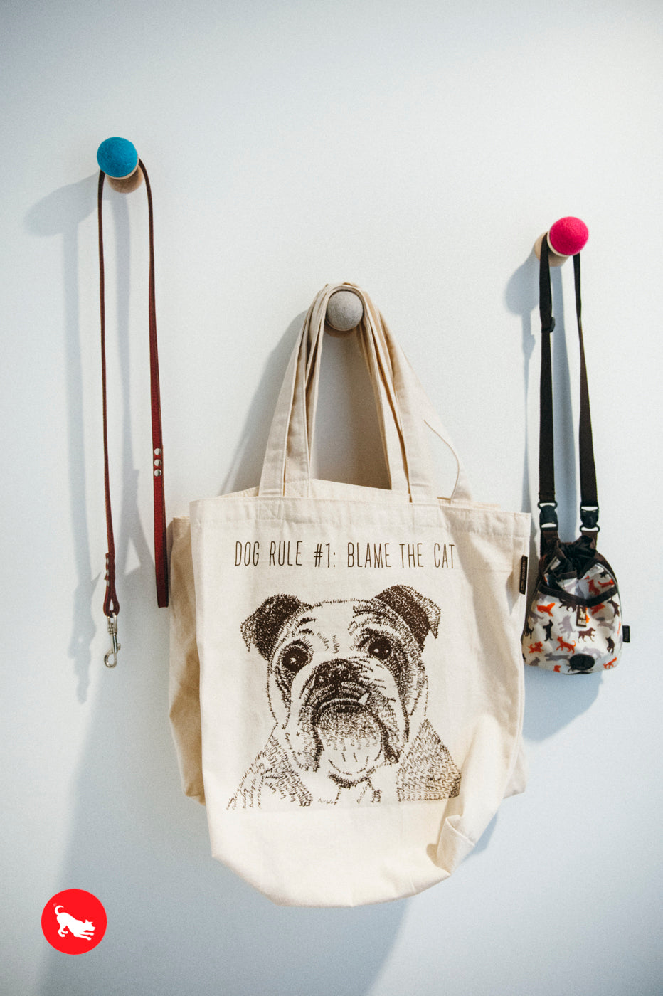 PLAY Best in Show Tote - Bulldog - DOG RULE #1 BLAME THE CAT