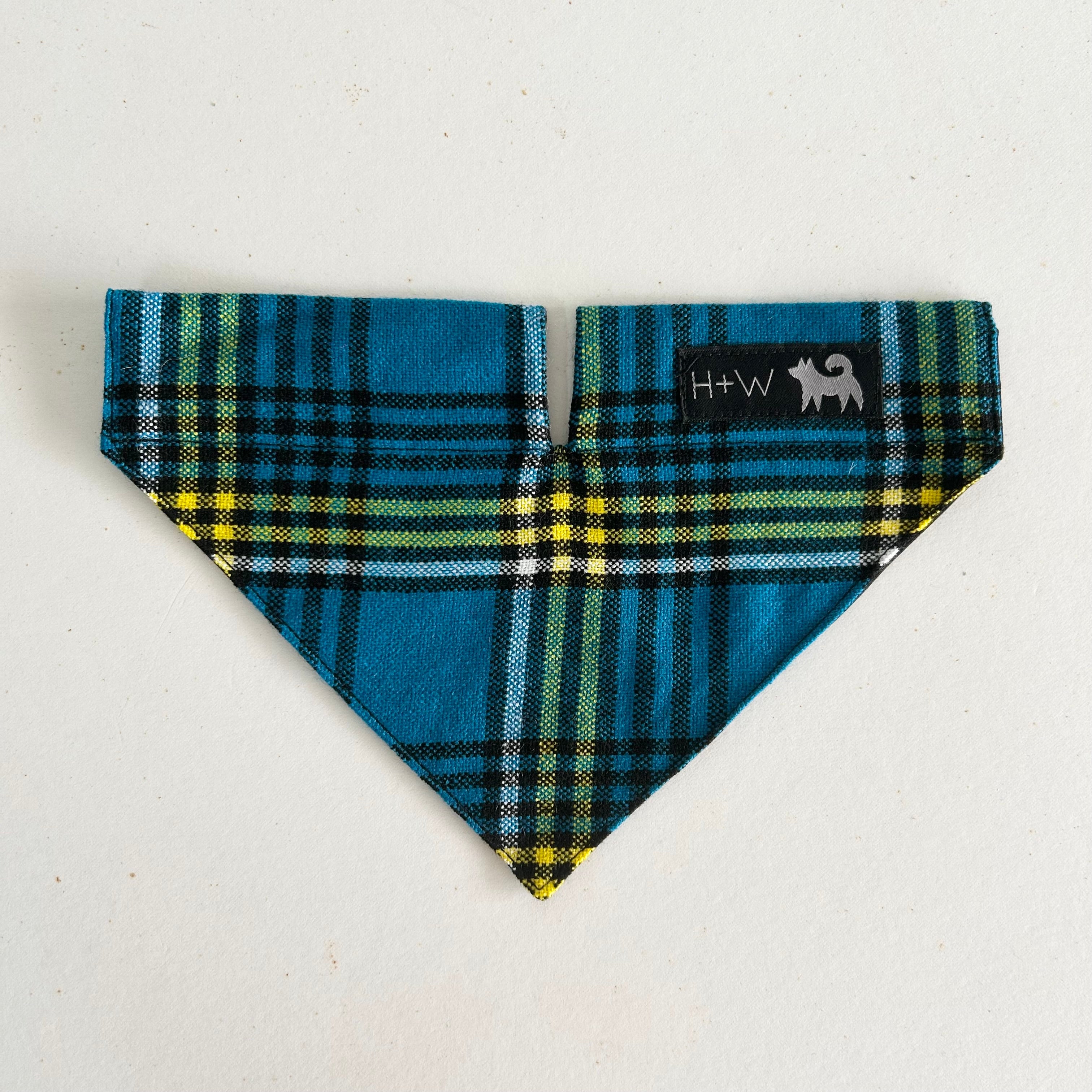 Hiro+Wolf Dog Bandana: Shuka Blue