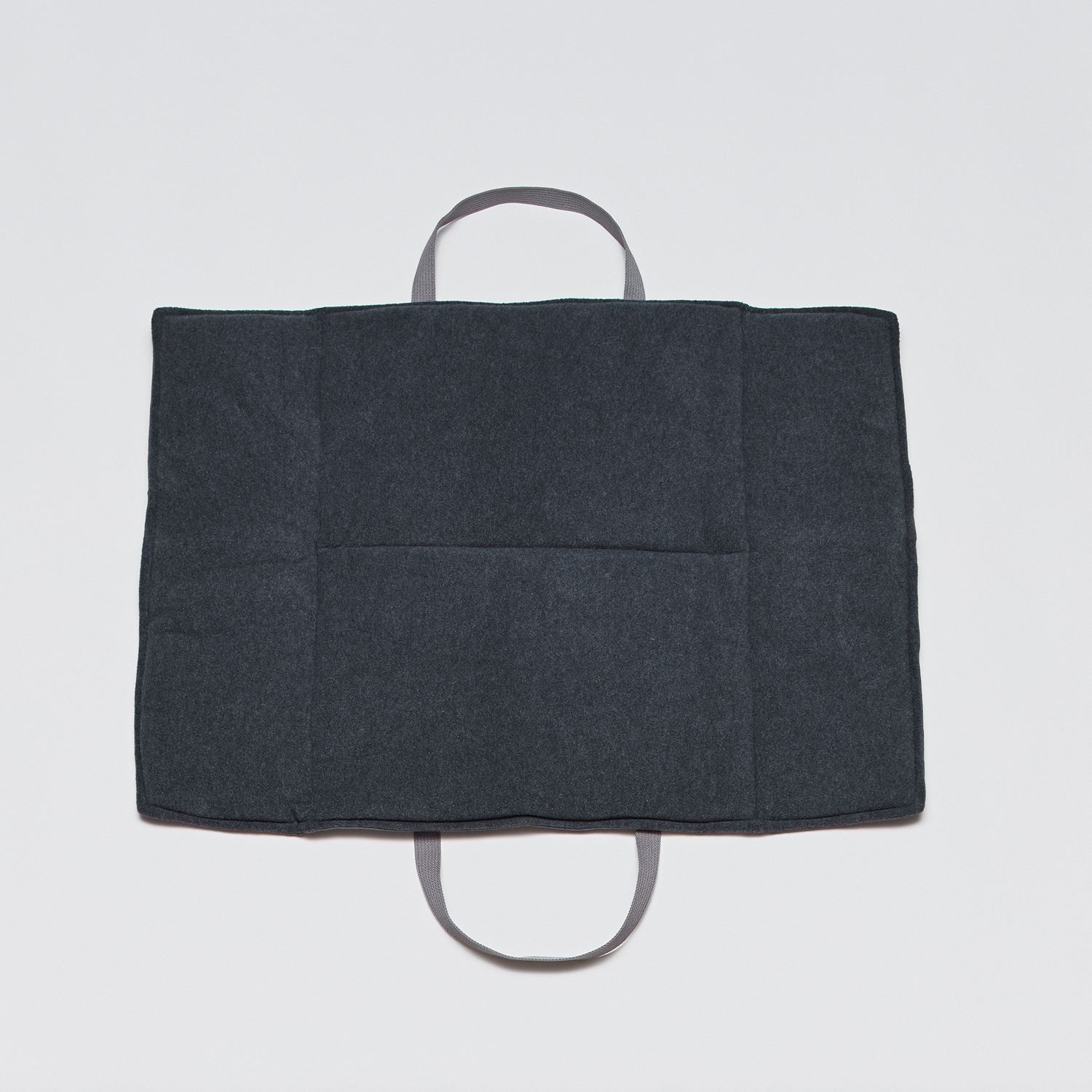 [Pre Order] Cloud7 Water Repellent Travel Dog Bed: Mid Grey / Dark Grey