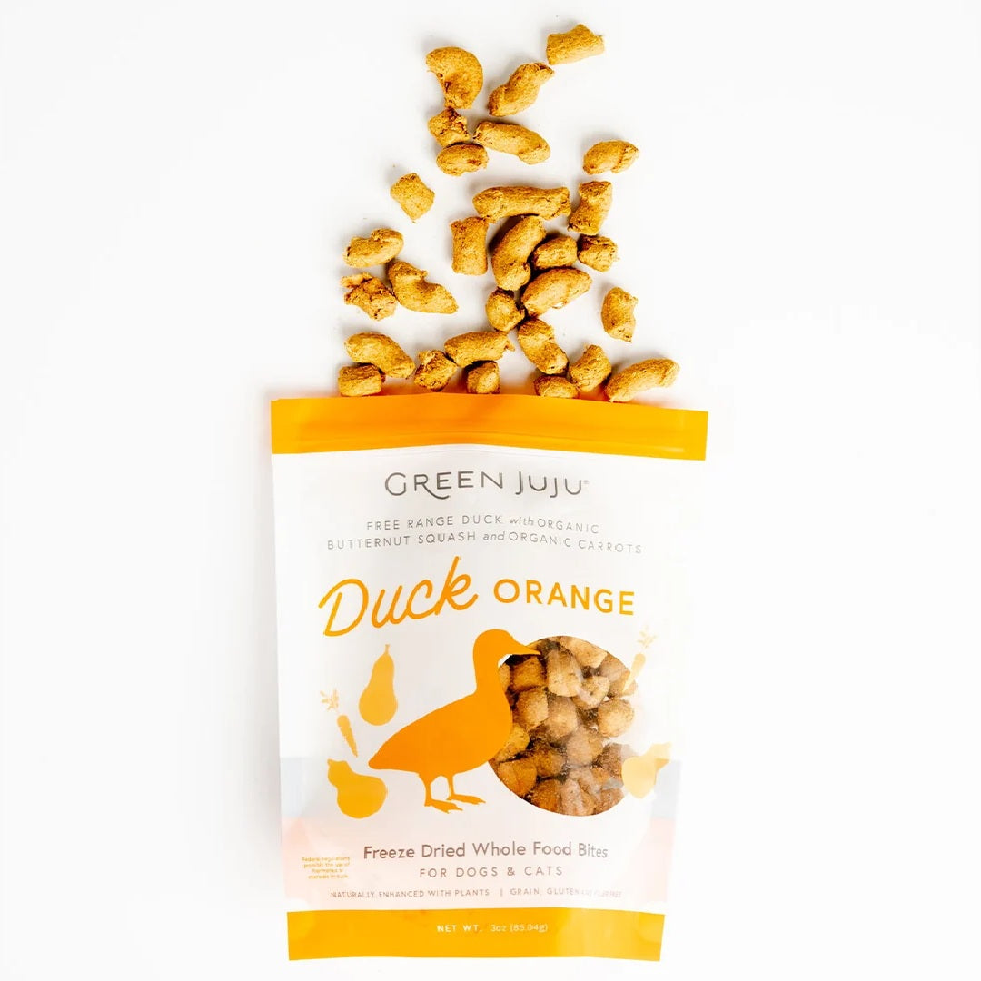 Green Juju Freeze Dried Duck Orange Bites anti inflammatory turmeric and squash duck topper for dog and cat joint mobility