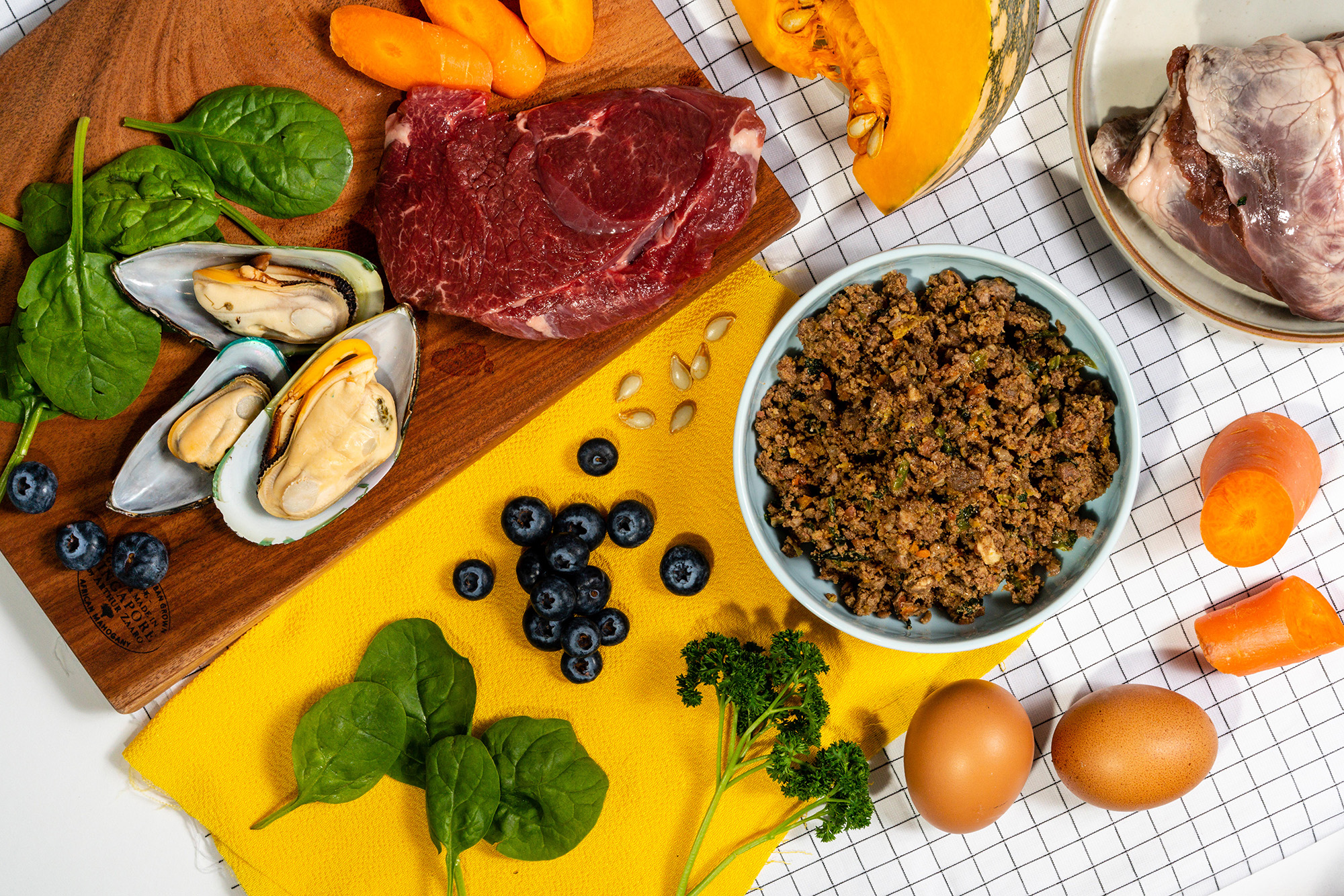The Grateful Pet: Cooked Food for Dogs, Crate-free Pork