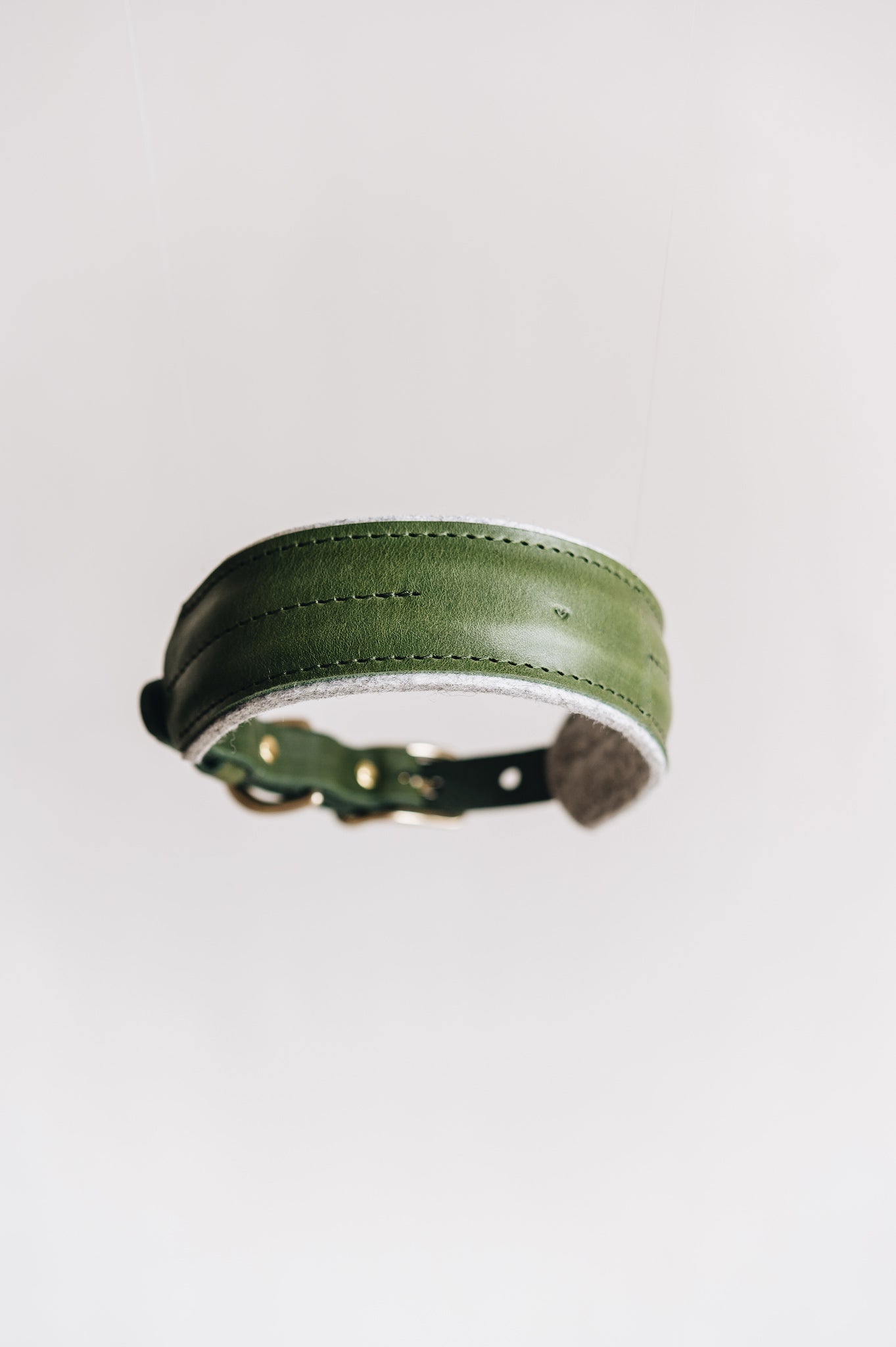 Pine Leather Dog Collar