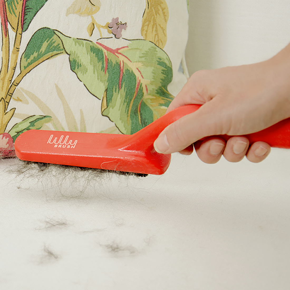 The Fluffy Pets Furniture Brush