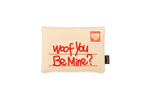 P.L.A.Y. Love Bug Squeaky Plush Dog toys, Ruv Letter