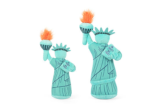 P.L.A.Y. Totally Touristy Squeaky Plush Dog toys, Statue of Liberty