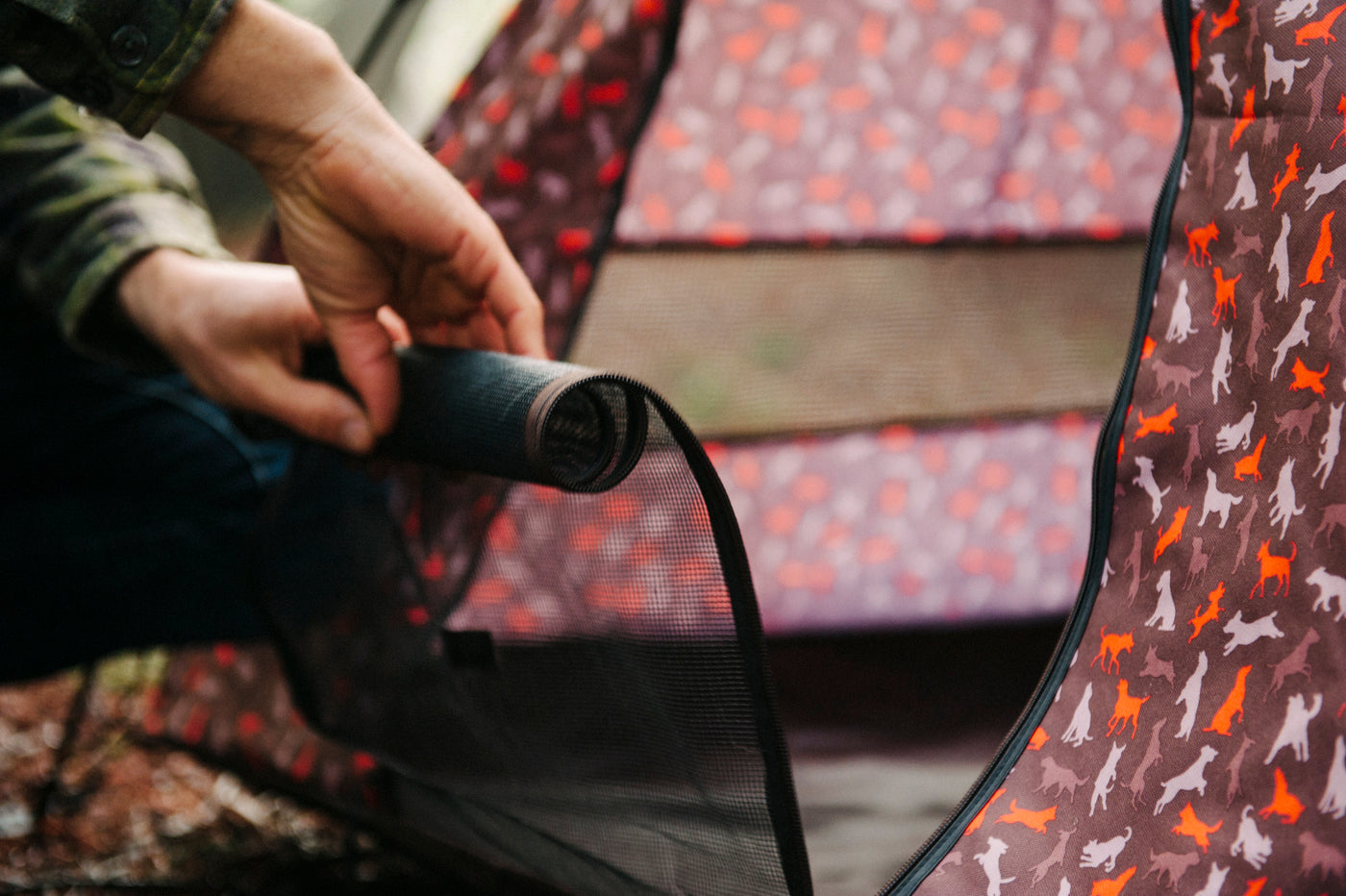 Outdoor Dog Tent in Mocha