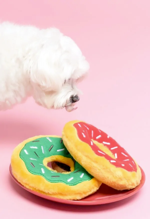 Zippy Squeaky Dog Toy, Donutz Cherry